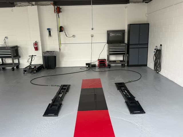 Coopers Garage bay interior