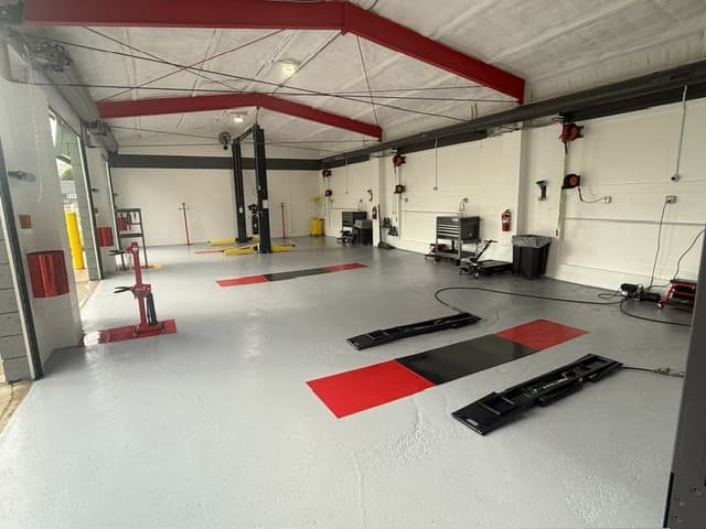 Coopers Garage bay interior